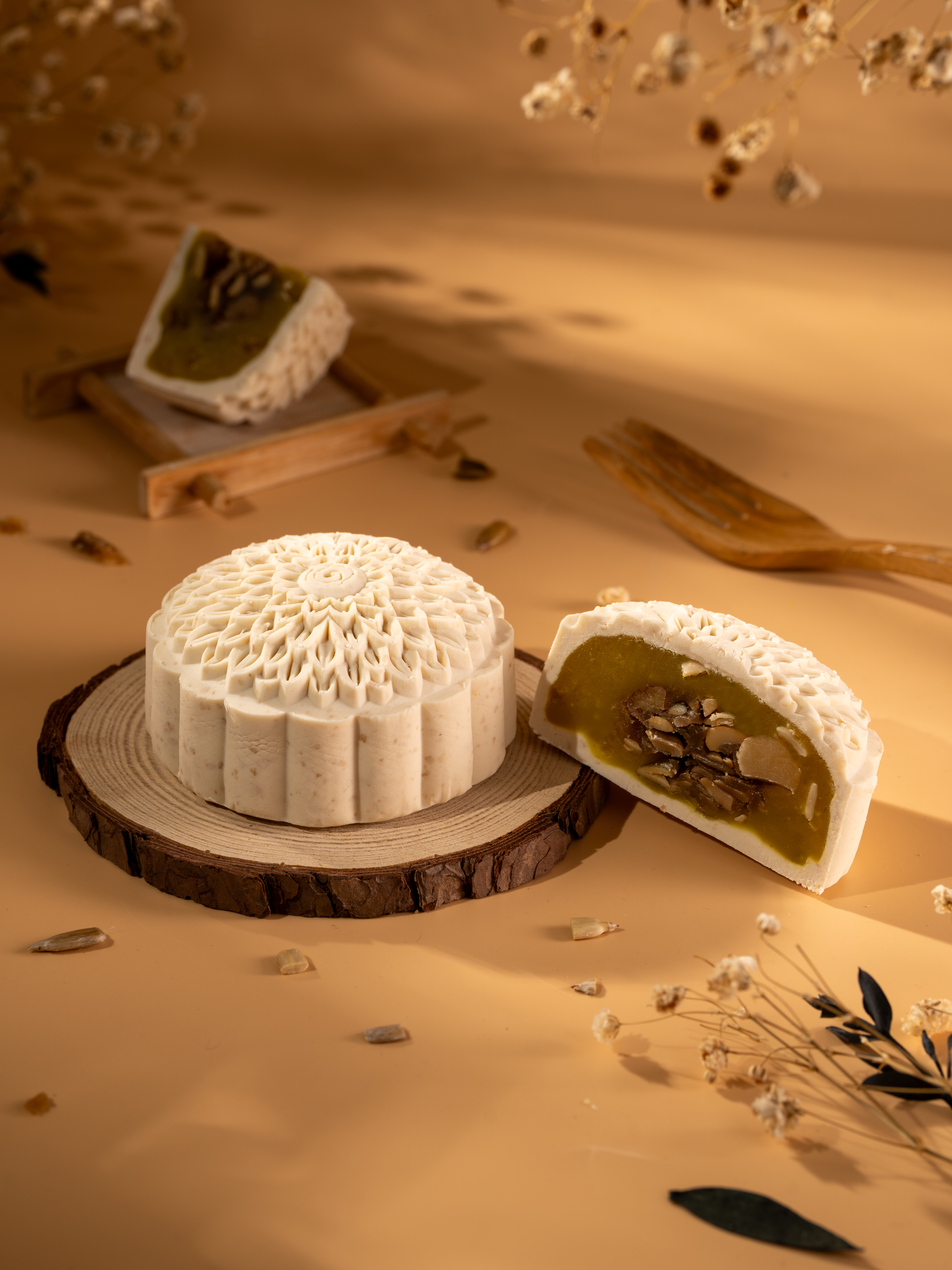 Momoyama Golden Fungus with Nuts 锦耳珍仁